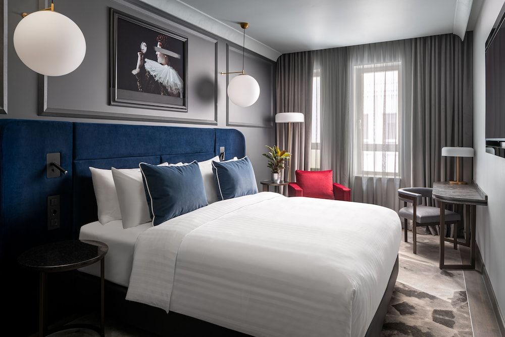 undefined The Marmorosch Bucharest, Autograph Collection 10