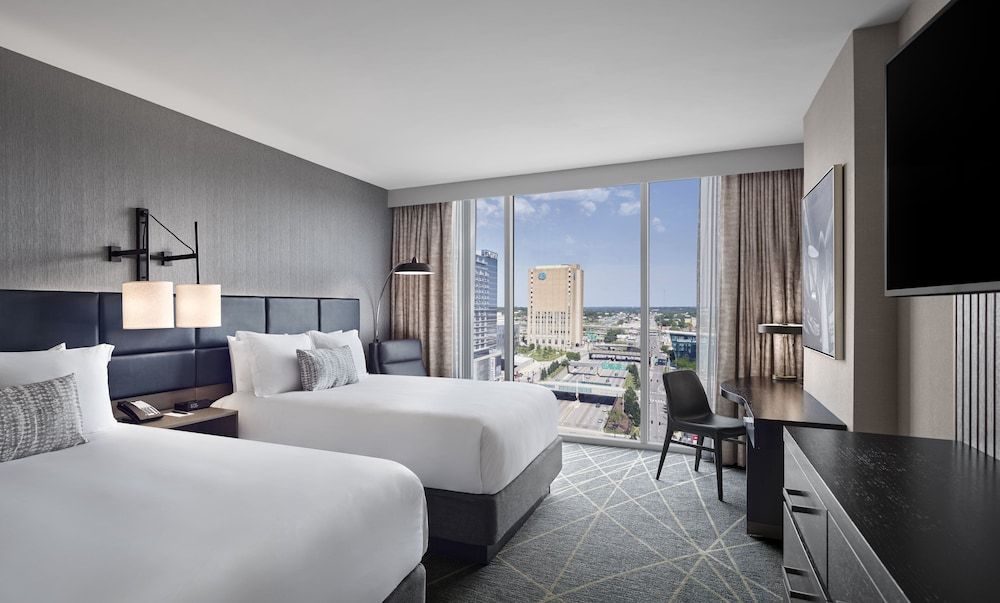 Deluxe Room, 2 Queen Beds, Mobility Accessible, Bathtub (ADA Tub)