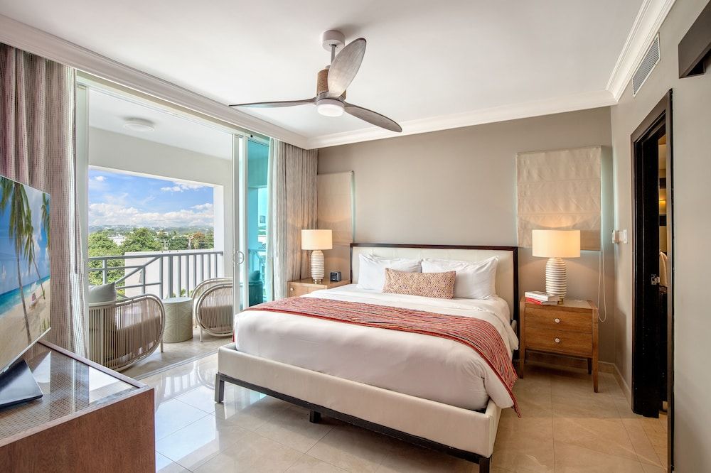 Luxury Suite, 2 Bedrooms, Oceanfront (Concierge)