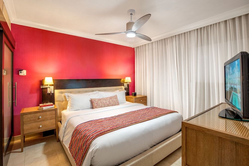 Luxury Suite, 1 Bedroom, Oceanfront (Concierge)