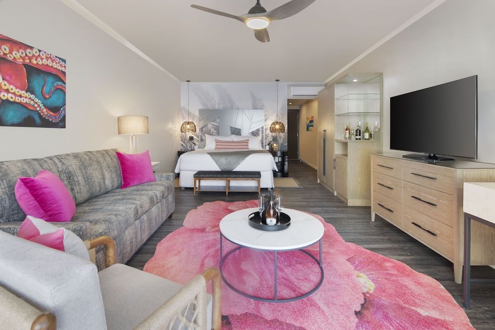 Junior Suite, Oceanfront (Luxury)