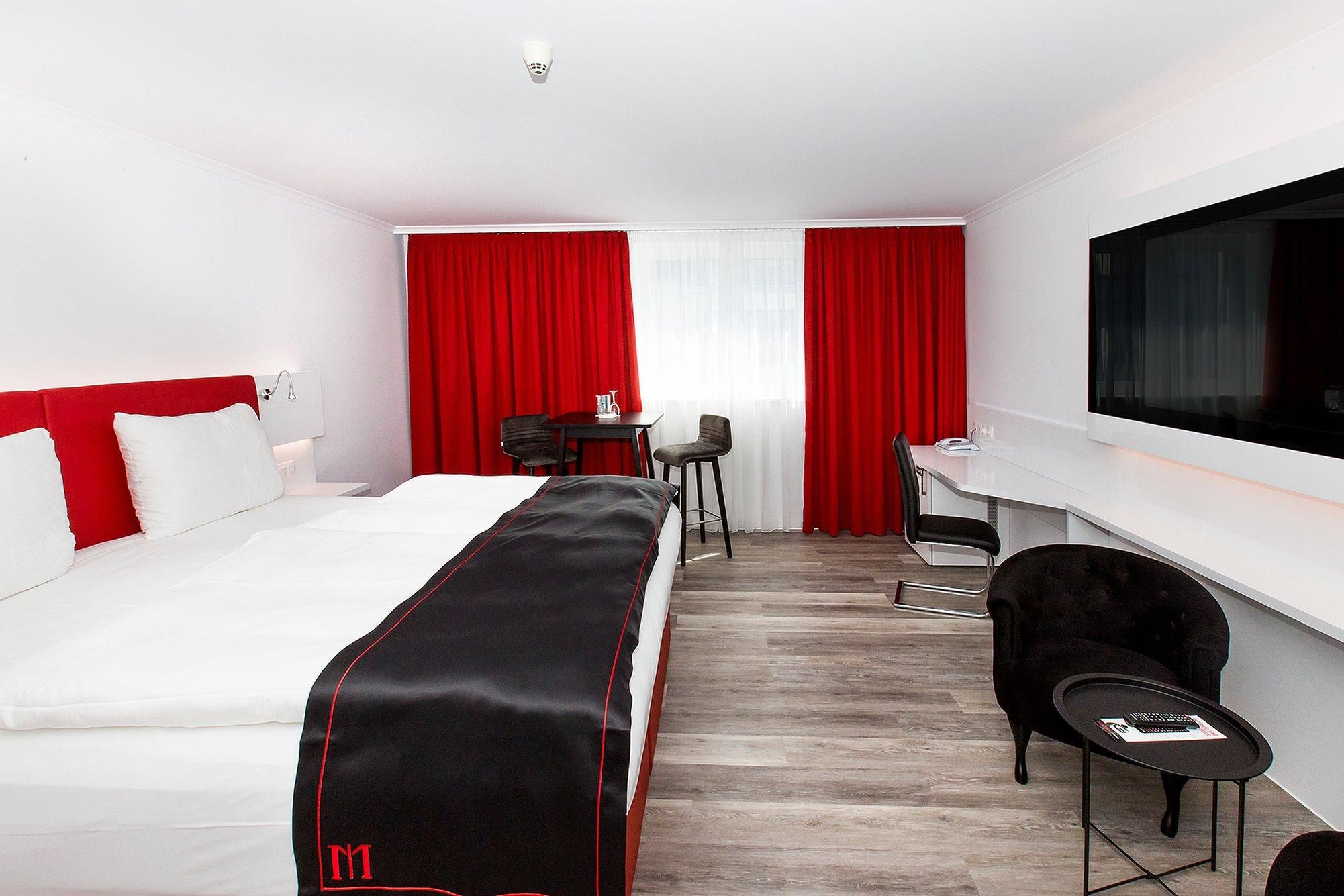 DORMERO Hotel Zürich Airport Superior Room 2