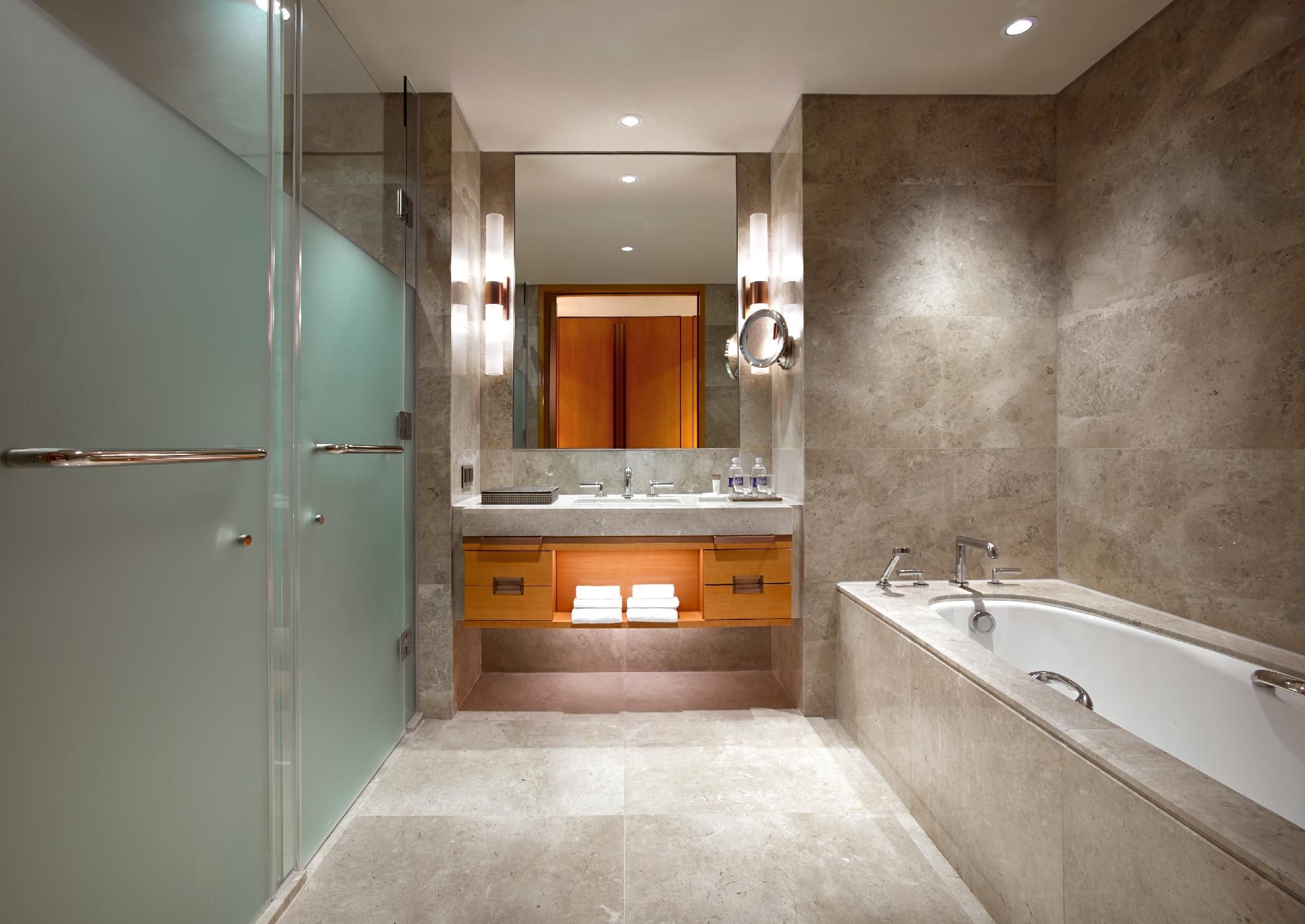 undefined Lotte Hotel Hanoi 8