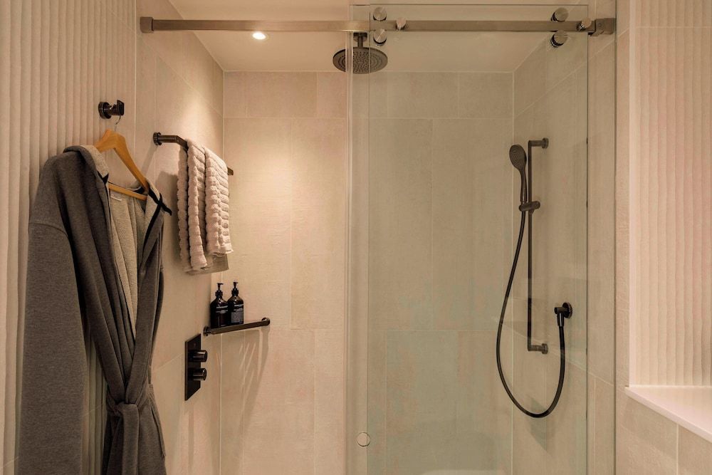 Bankside Hotel, Autograph Collection Room, 1 Queen Bed (Modest Queen) 7