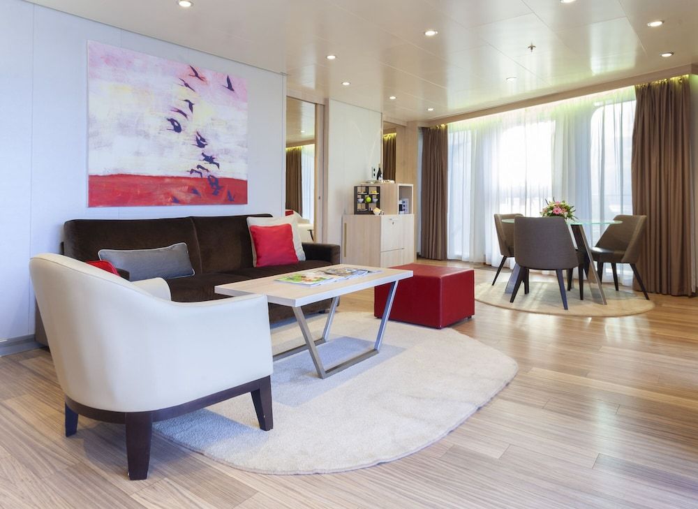 Luxury Penthouse, 1 King Bed, Ocean View
