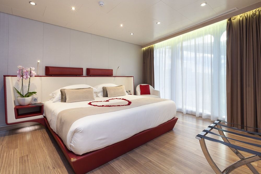 Luxury Penthouse, 1 King Bed, Ocean View