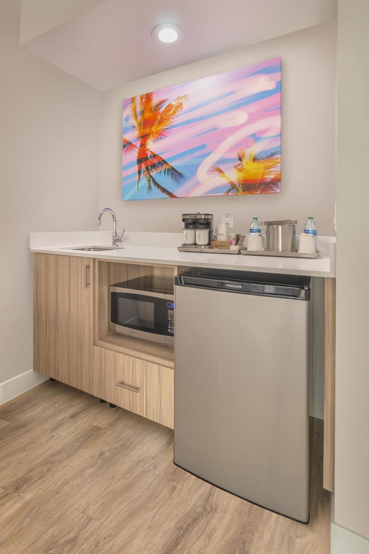 undefined Radisson Resort Miami Beach 6