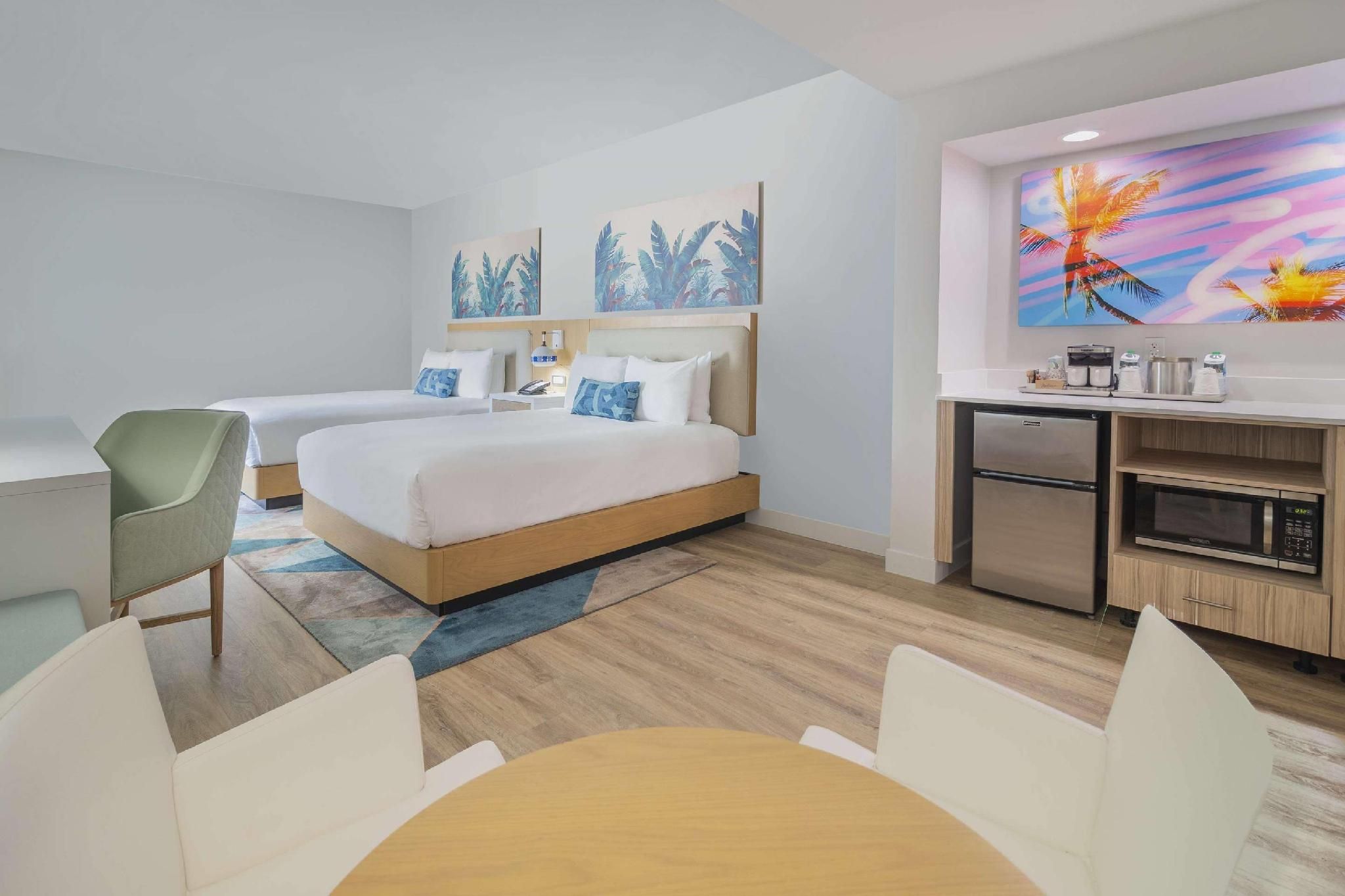 undefined Radisson Resort Miami Beach 9