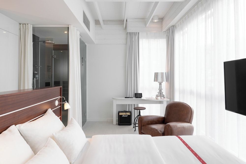 undefined Ruby Lotti Hotel Hamburg 9