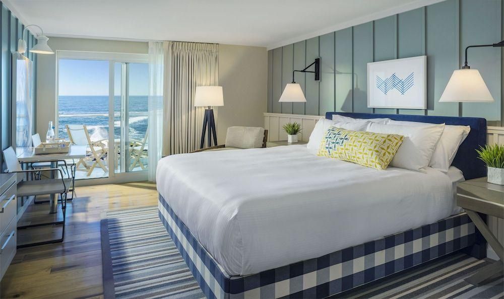 Cliffscape Oceanfront King ADA