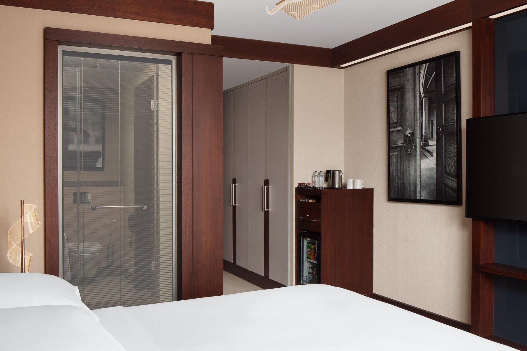 Executive, Club lounge access, Guest room, 1 King