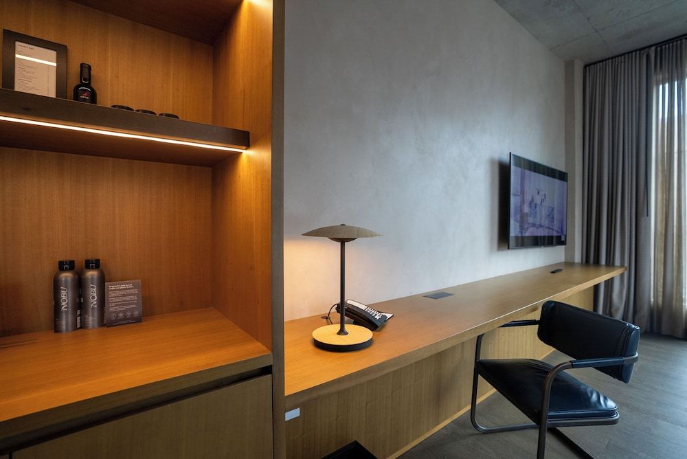 undefined Nobu Hotel Chicago 8