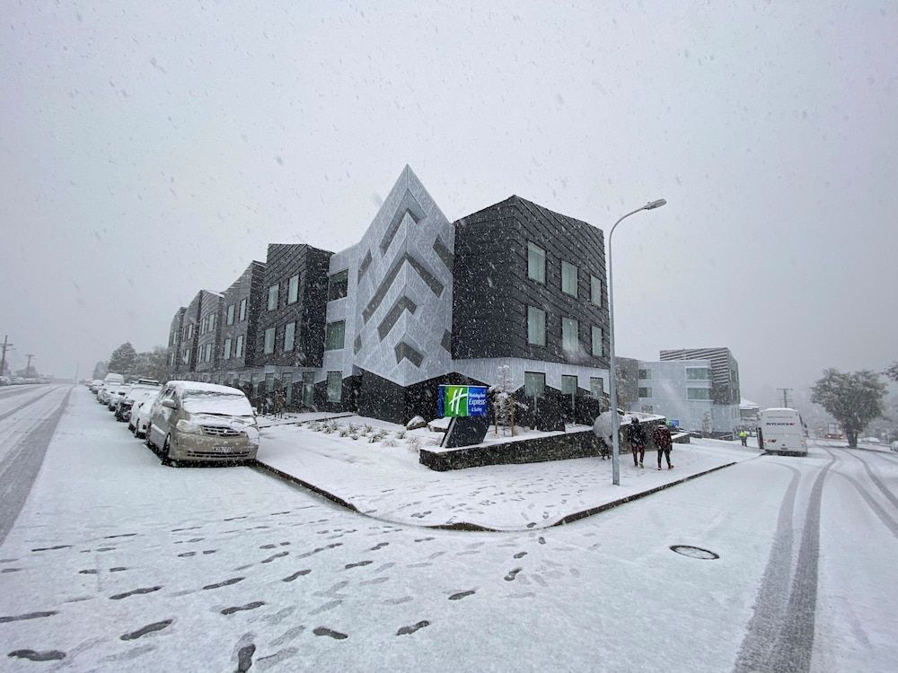 undefined Holiday Inn Express & Suites Queenstown by IHG 9