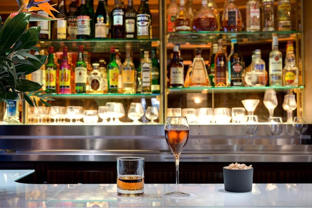 undefined Splendid Etoile Hotel 8