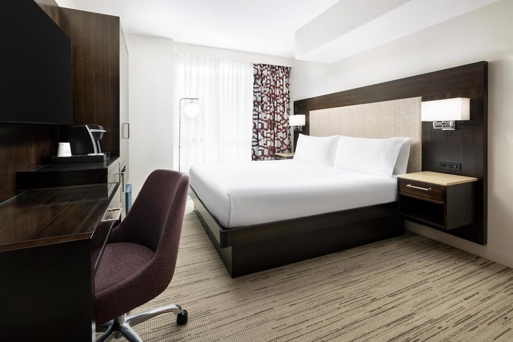 undefined Hilton Garden Inn New York/Times Square Central 8