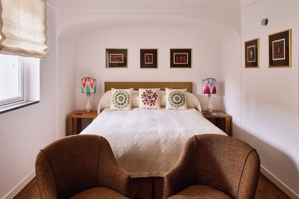 Le Sirenuse Room (Courtyard room) 2