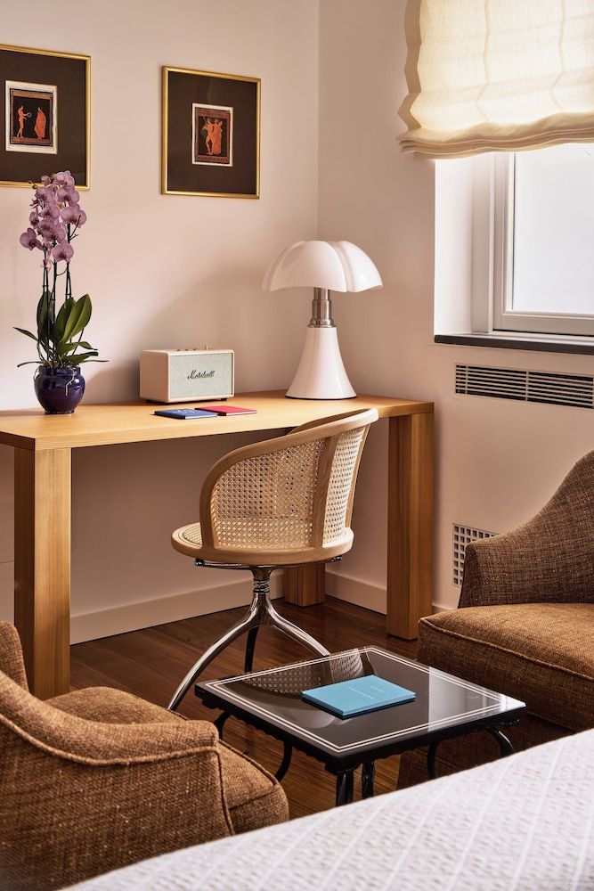 Le Sirenuse Room (Courtyard room) 3