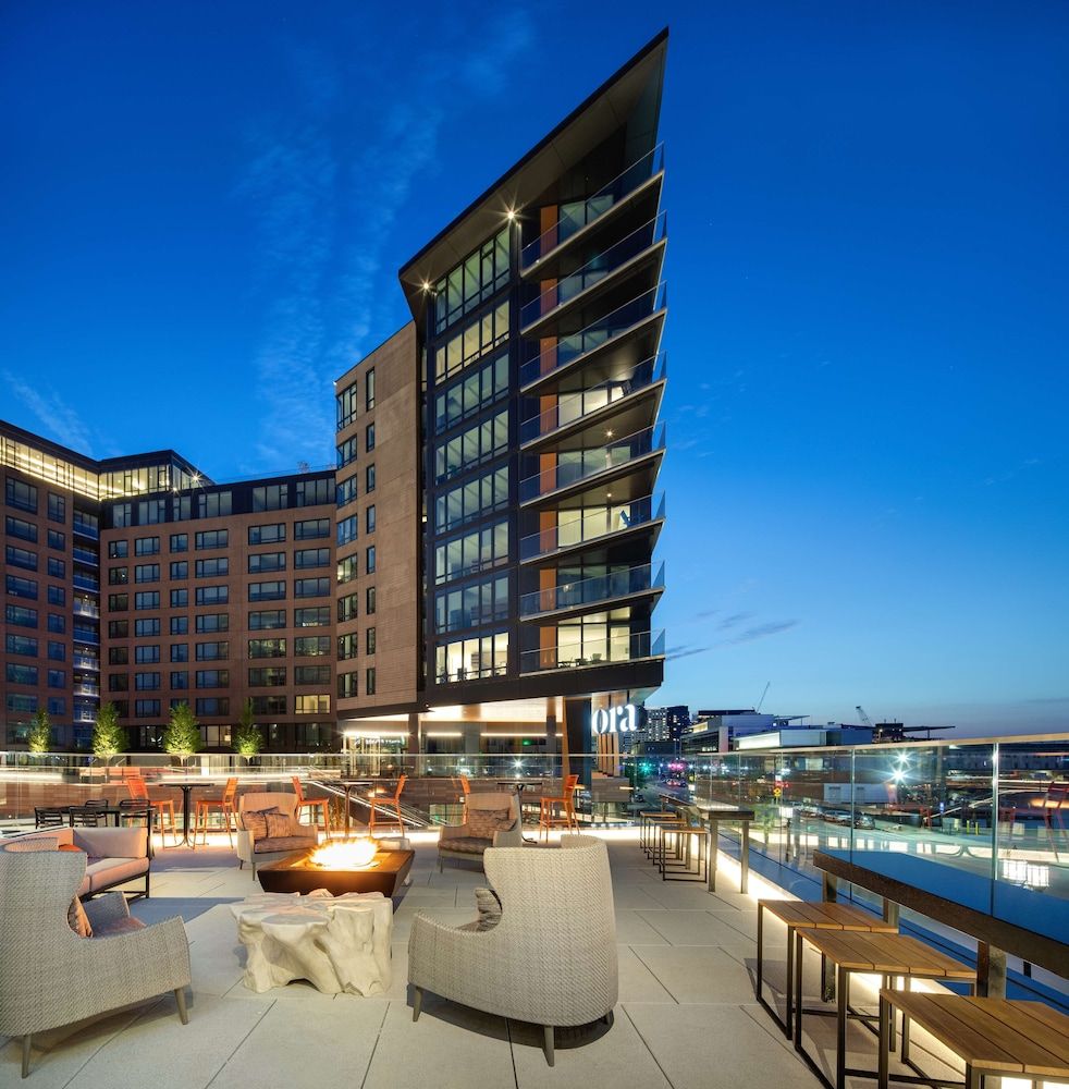 undefined Hyatt Place Boston/Seaport District 5