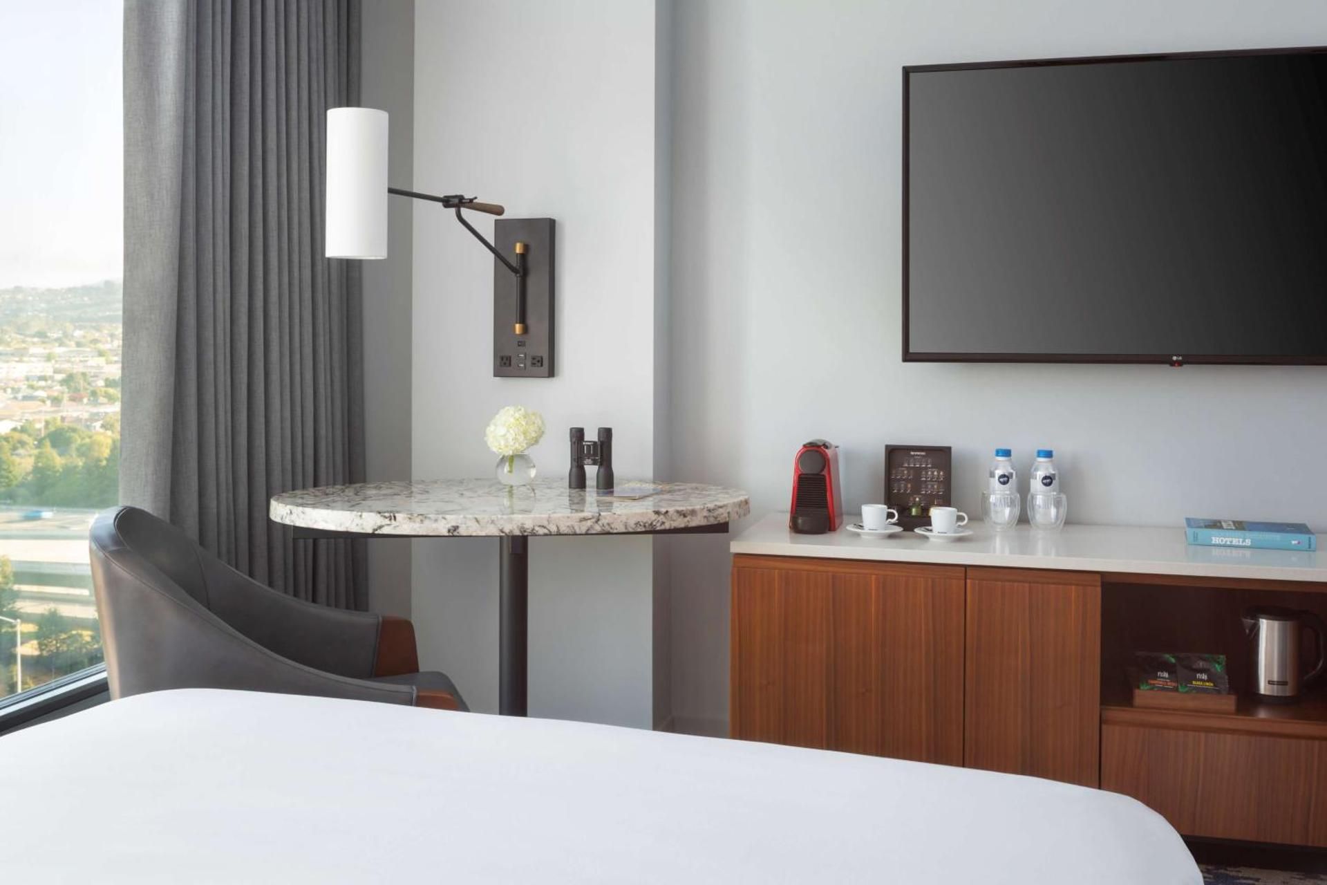 undefined Grand Hyatt at SFO 6