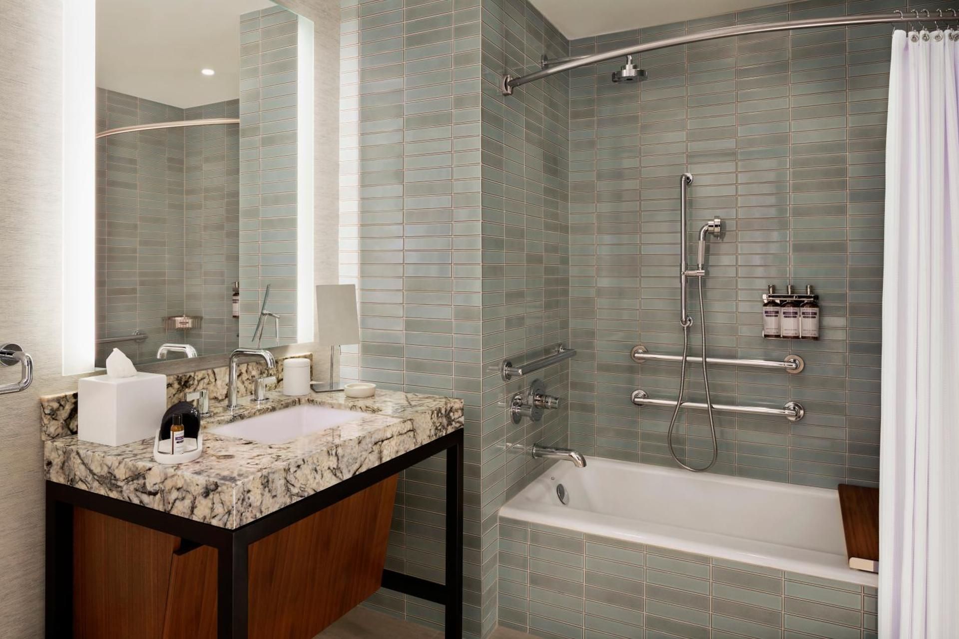 Accessible Two Double Beds Tub