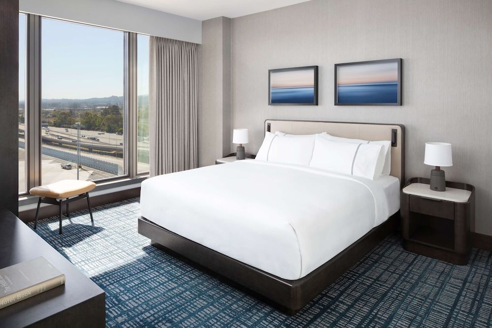 undefined Grand Hyatt at SFO 7