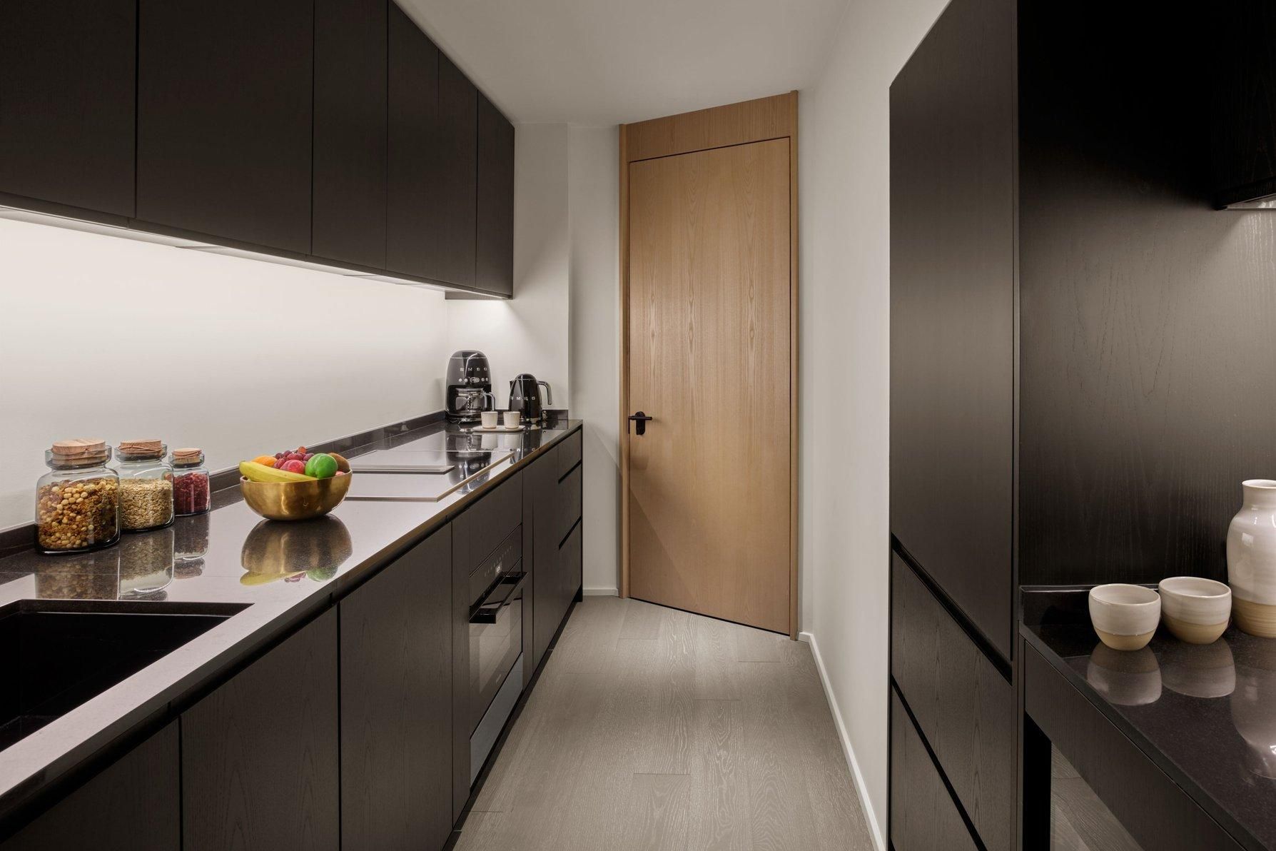 Penthouse, 1 Bedroom Penthouse Suite, 1 King, Corner room, High floor, Balcony, Fireplace