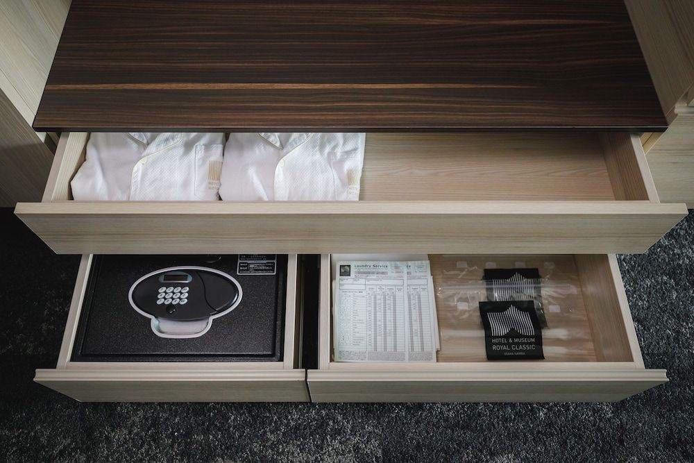 Hotel Royal Classic Osaka Standard Twin Room, Non Smoking 6