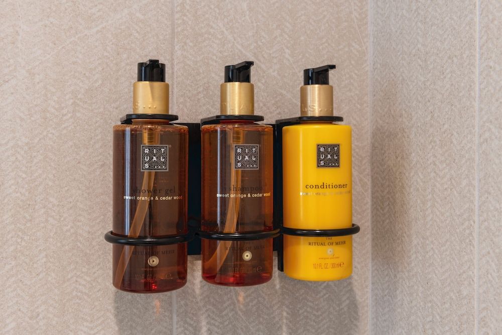 H10 Palazzo Canova Superior Room 7