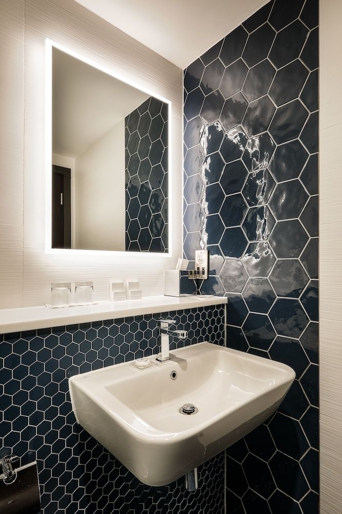 undefined The Grafton Hotel 10