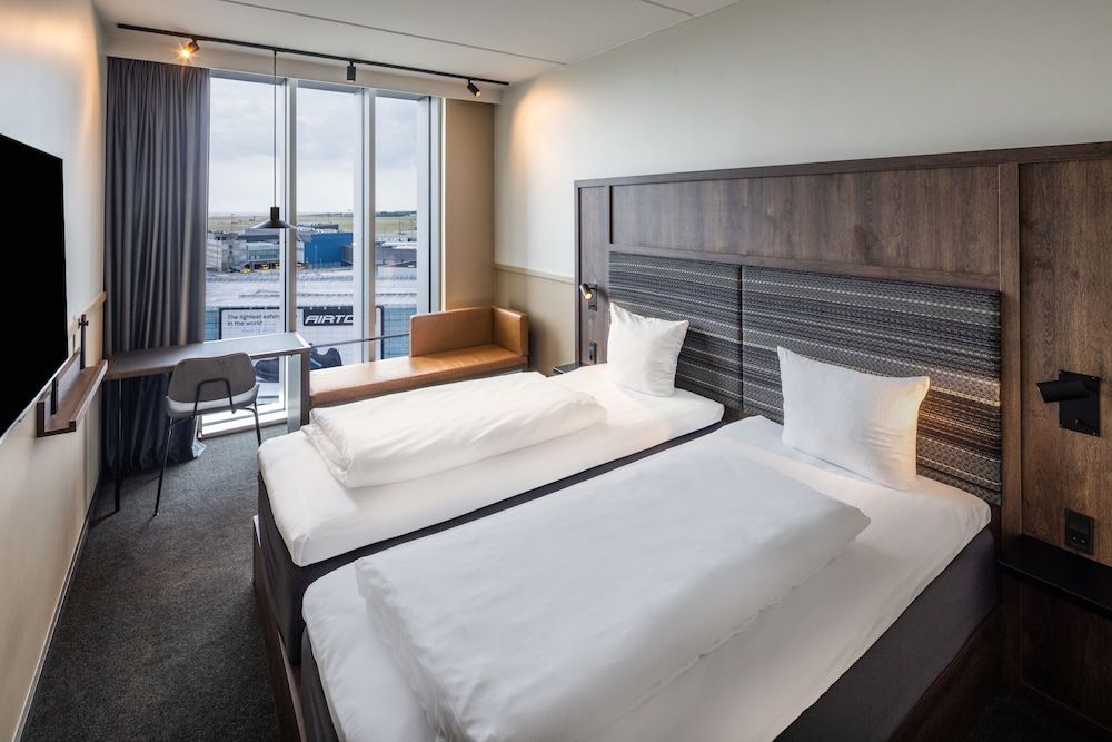 Comfort Hotel Copenhagen Airport Standard Twin Room, Private Bathroom