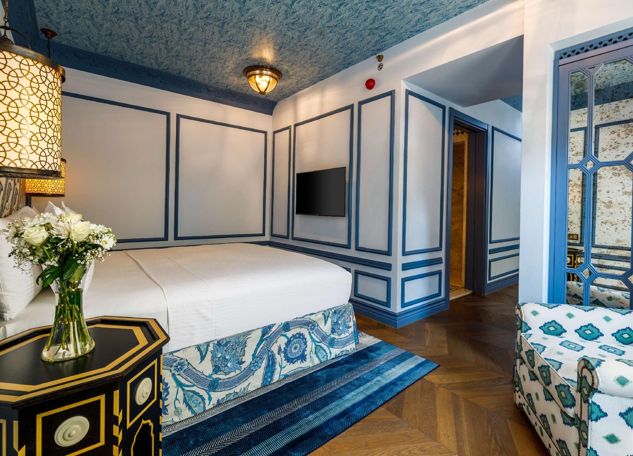 King Accessible Guest Room