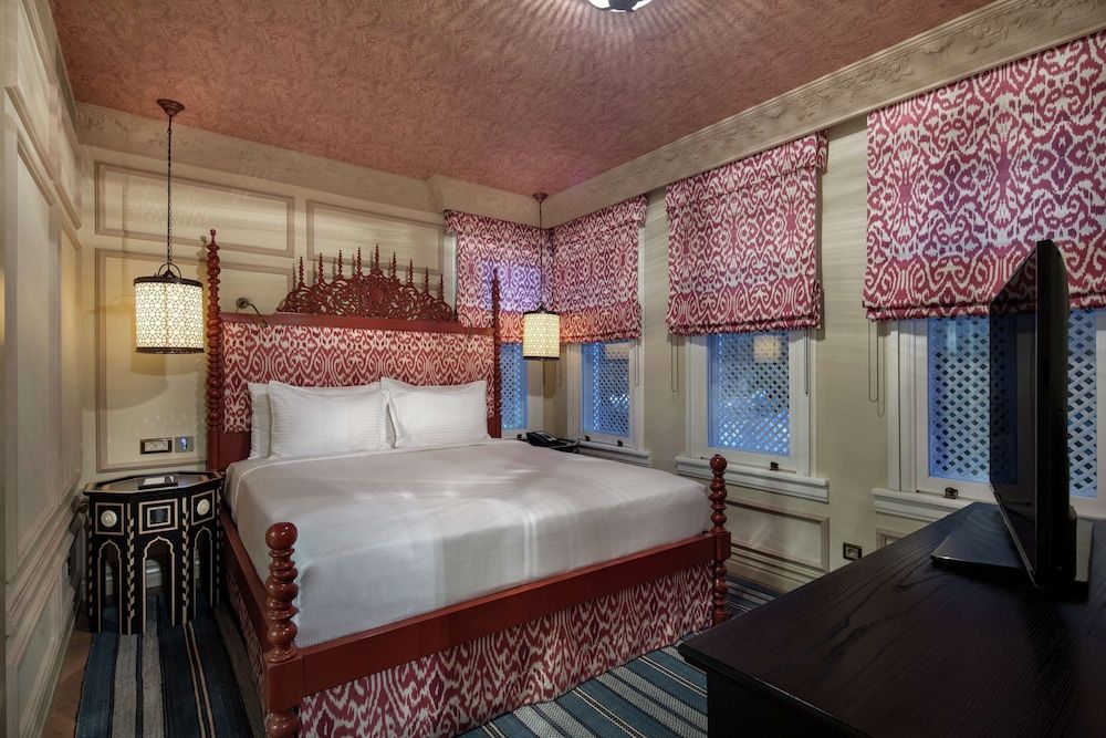 Junior Suite, 1 King Bed