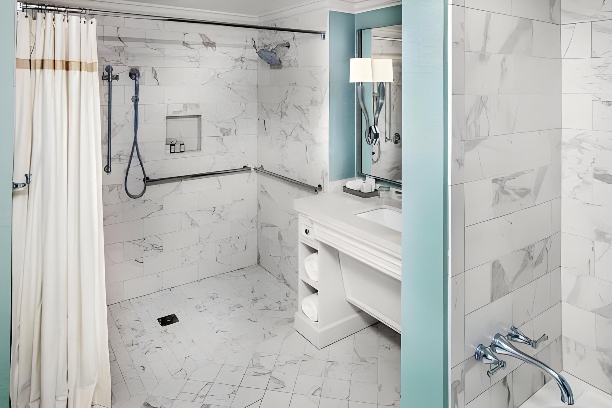 Double Queen Accessable