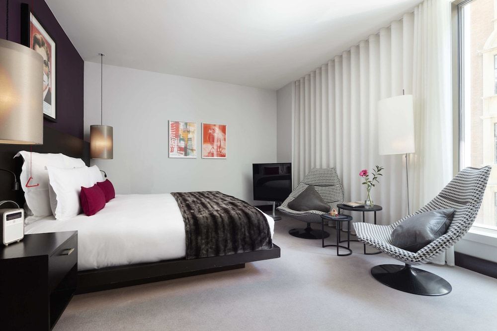 undefined South Place Hotel