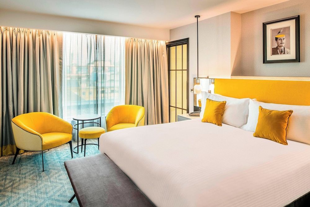 undefined The Dixon, Autograph Collection 4