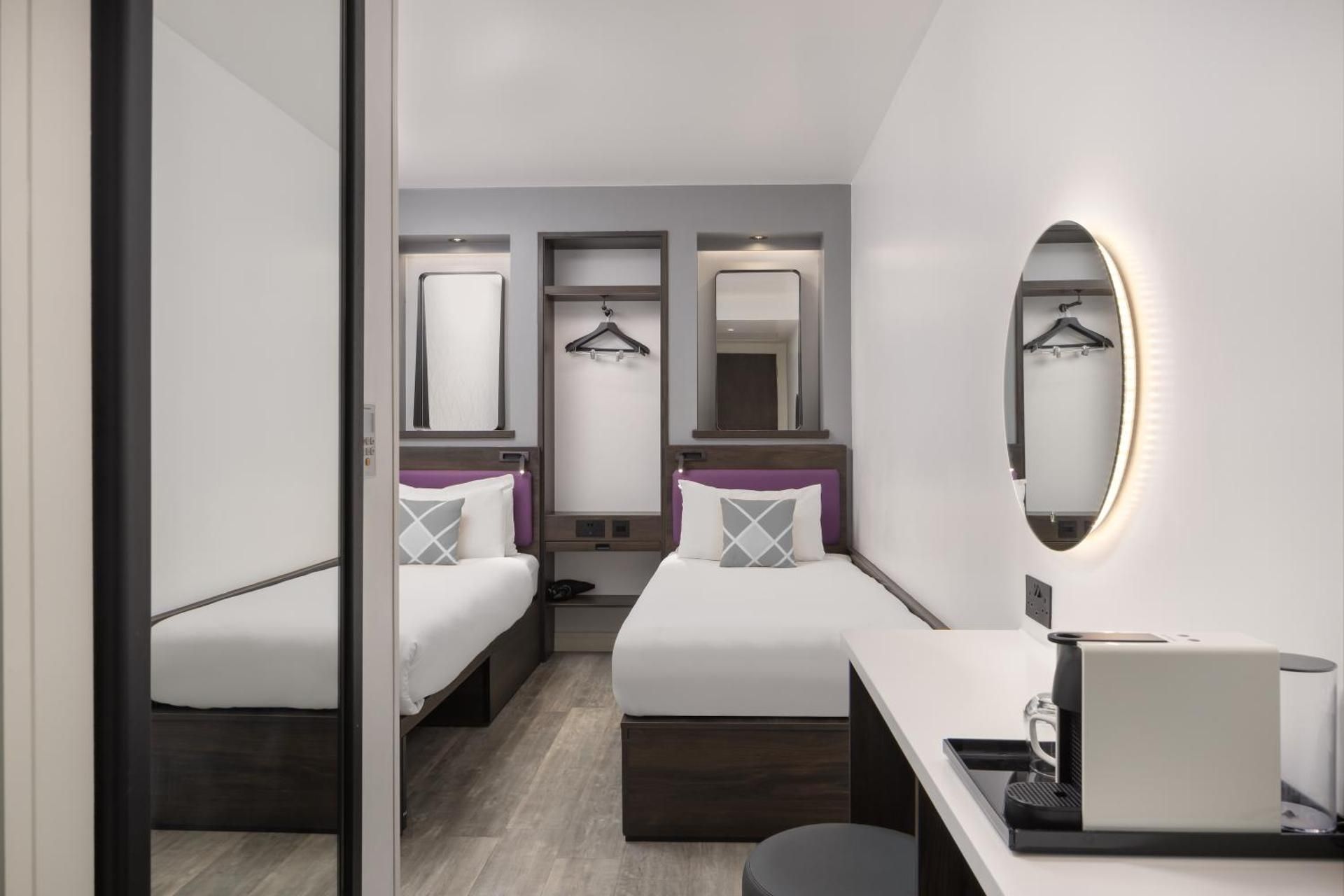 Four Points Flex by Sheraton London Shoreditch East Windowless Twin, Guest Room, 2 Twin 4