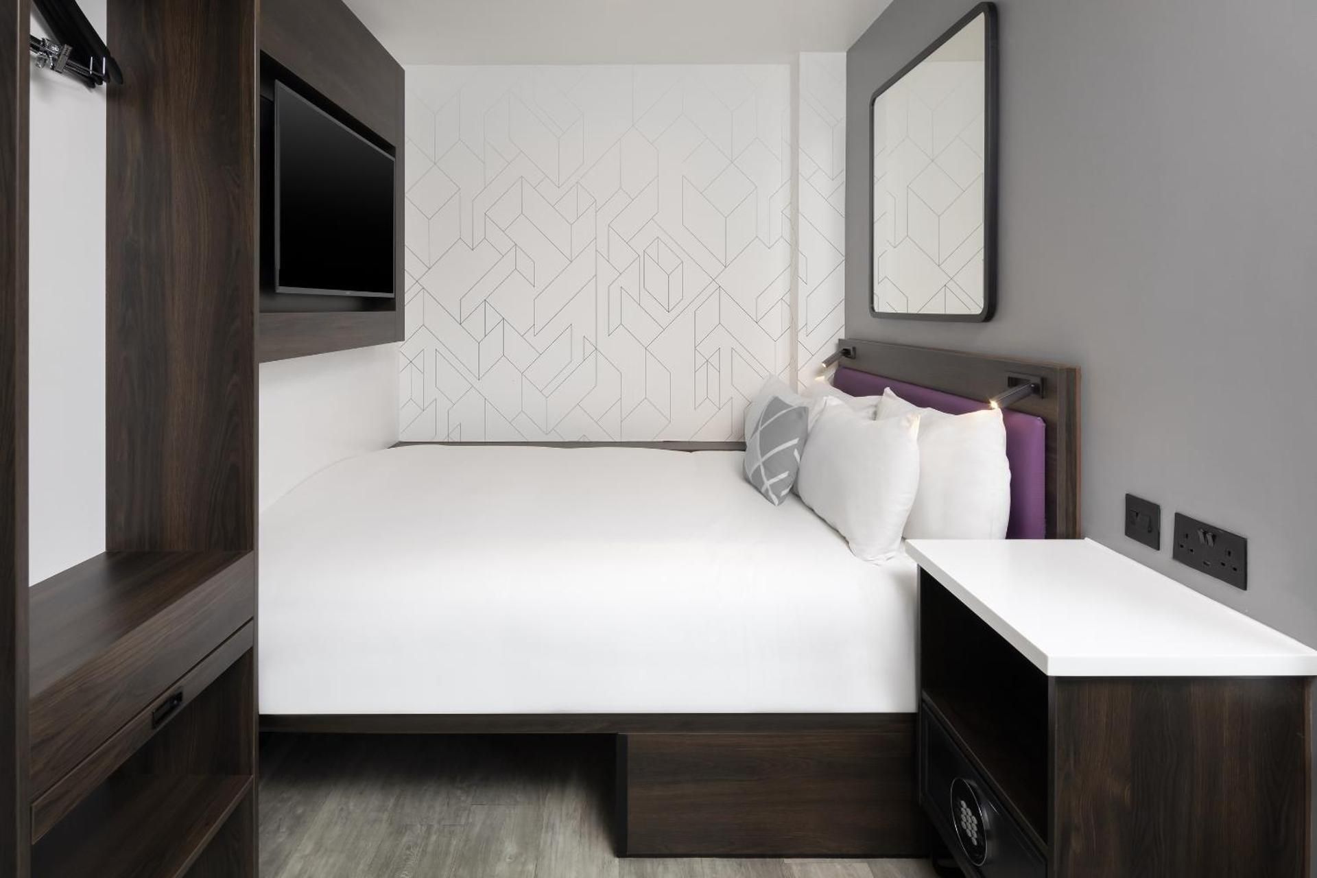 Windowless Double, Guest room, 1 Double