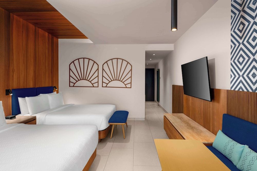 Deluxe Room, 2 Queen Beds, Balcony, Ocean View