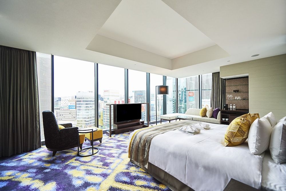 Corner King Room, Non Smoking, Corner, City View