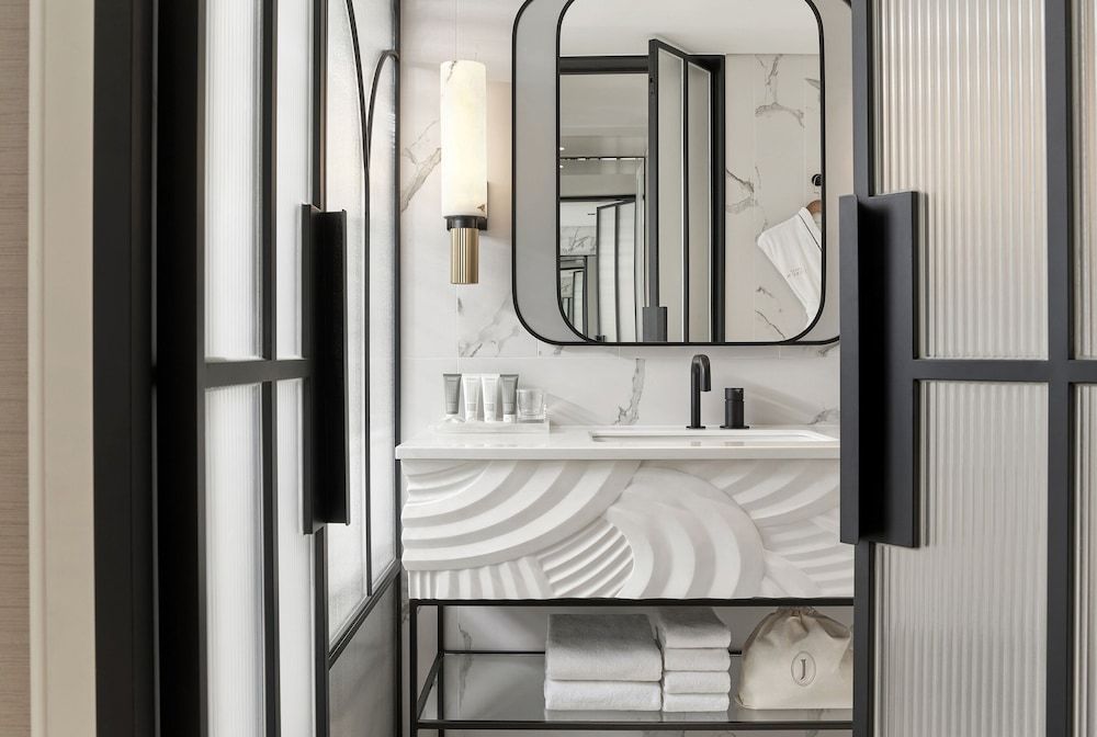 undefined Grand Josun Busan 8