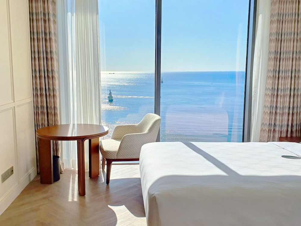 undefined Grand Josun Busan 10