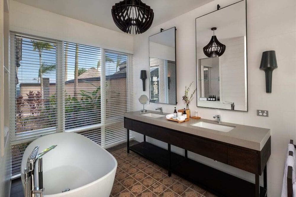 One Bedroom Beachfront Villa