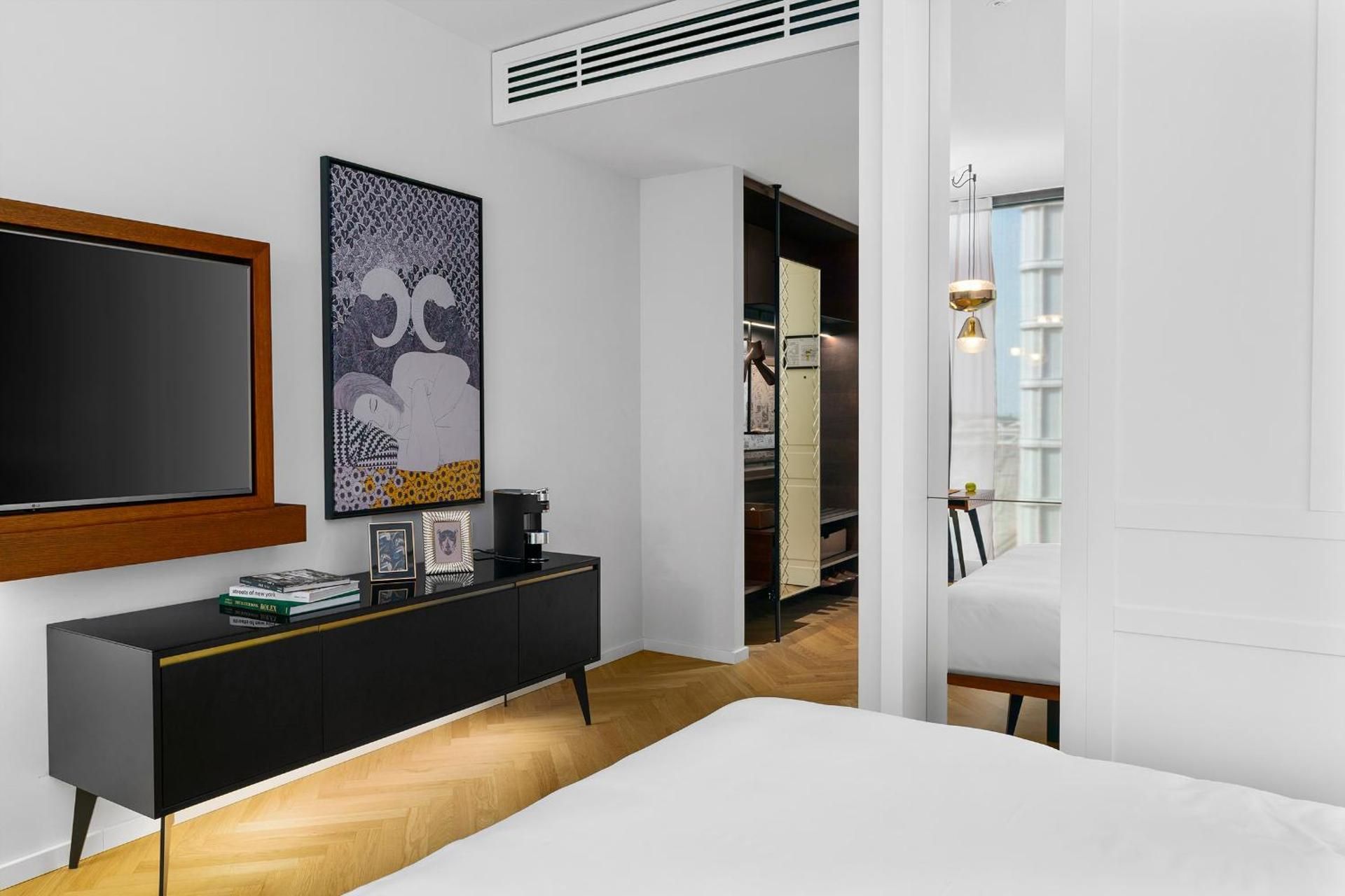 Andaz Vienna Am Belvedere, By Hyatt 2 Twin Beds 3