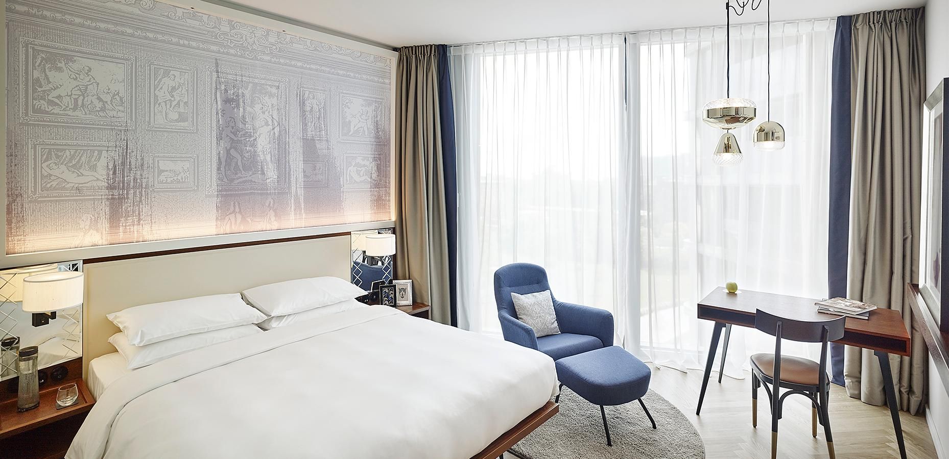1 King View Room