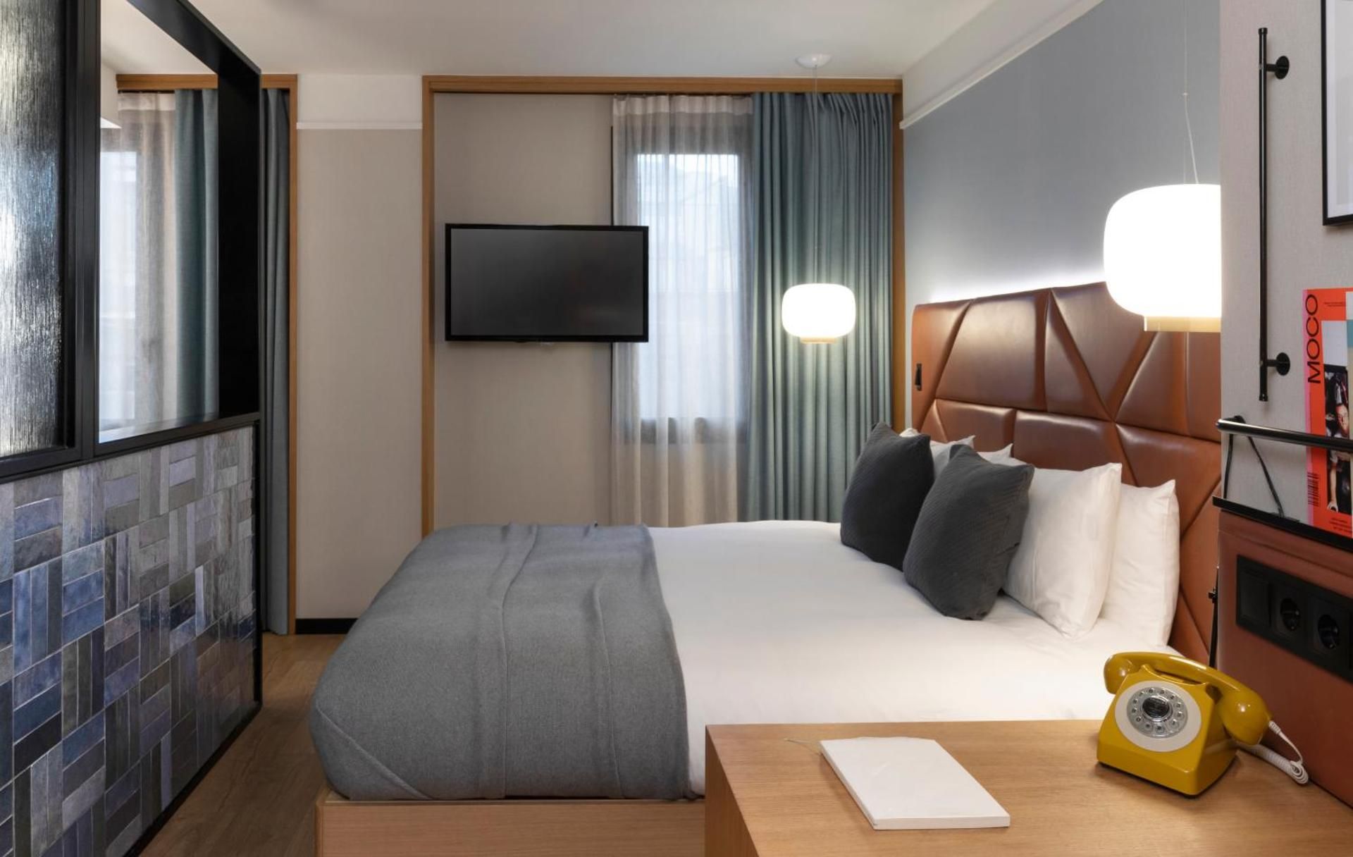 Essential Room
