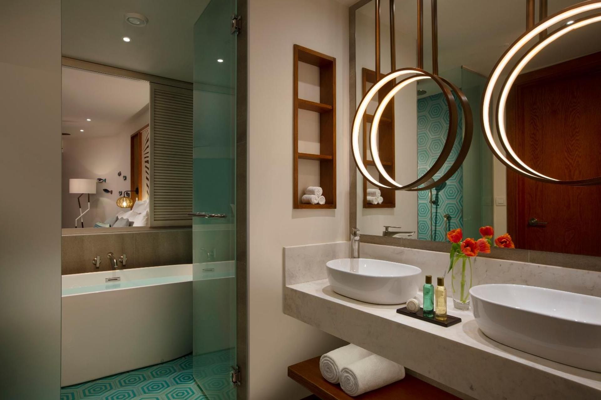Preferred Club Junior Suite Tropical View Double