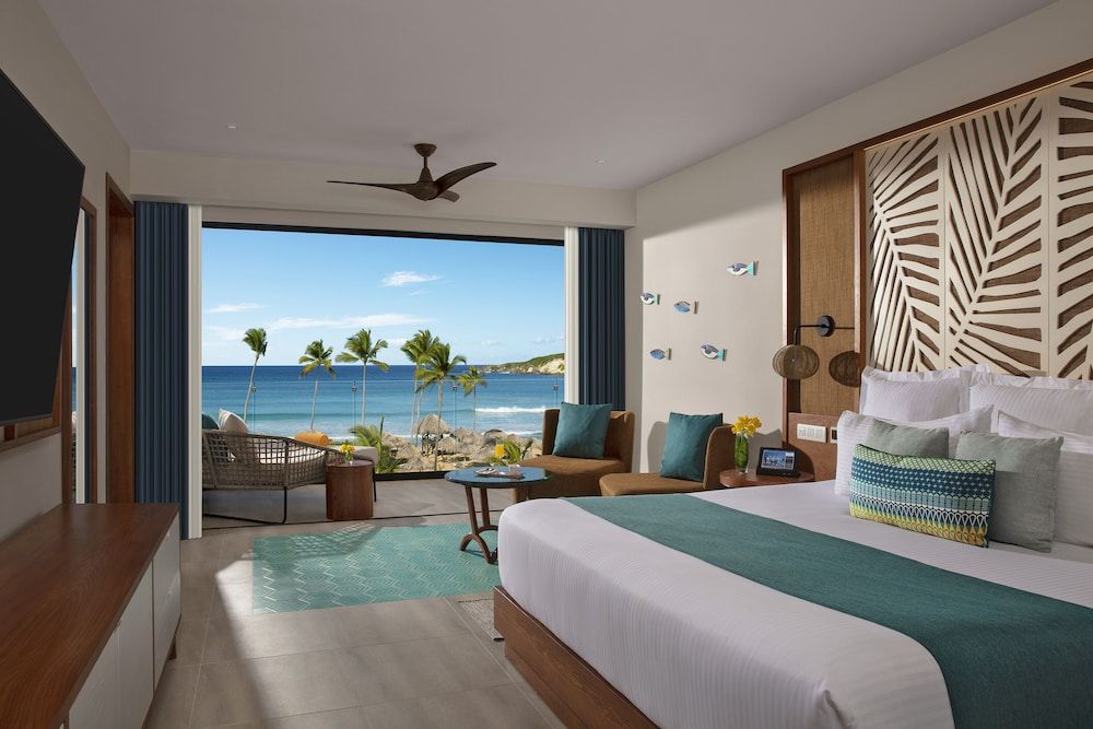 Preferred Club Master Suite Ocean Front