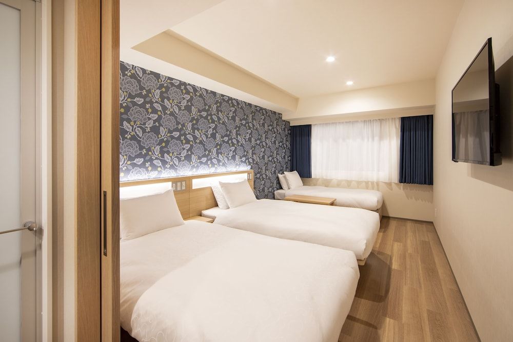 Standard Twin Room with Extra Bed for 3 people