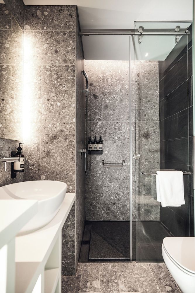 undefined Page148, Page Hotel 10