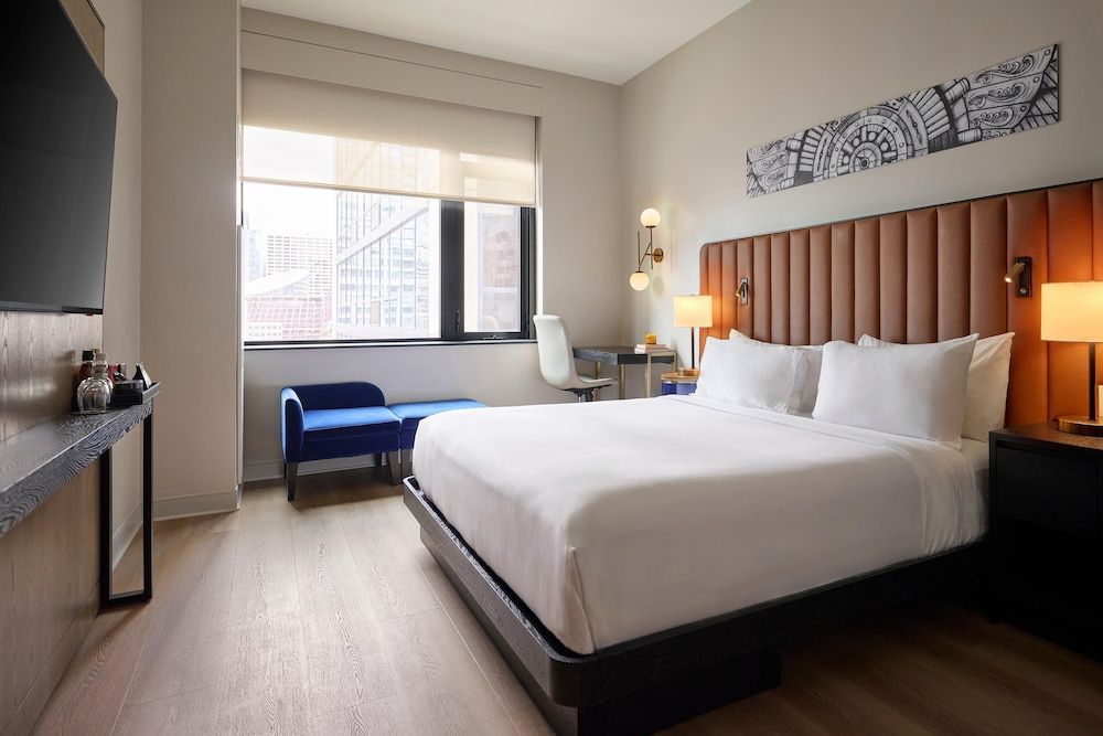 undefined Arlo Chicago 3